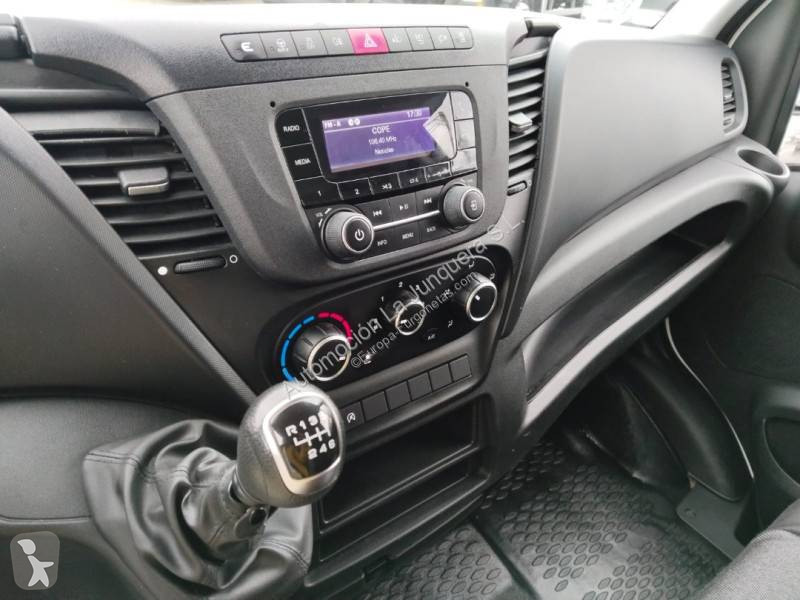 عربة نفعية Iveco