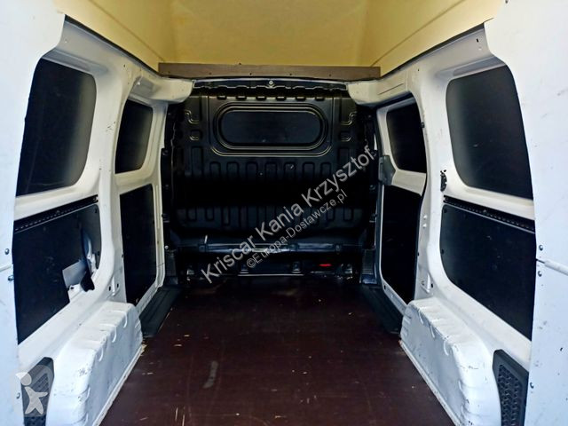 Samochód dostawczy Nissan ENV Maxi , AC