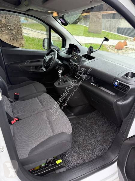 Furgoneta Peugeot 1,6L HDI 75 CV