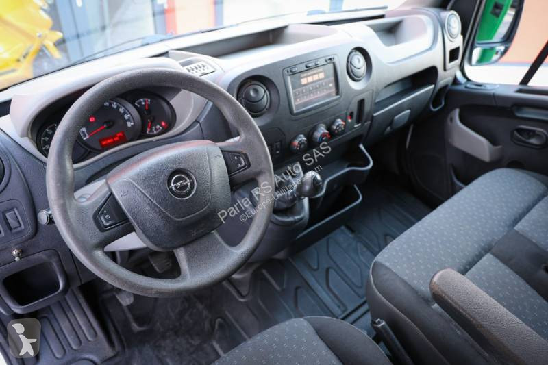 Véhicule utilitaire Opel
