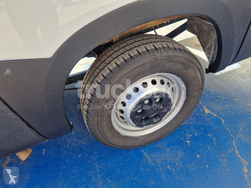 Furgoneta Iveco  DAILY 35S16 12M3