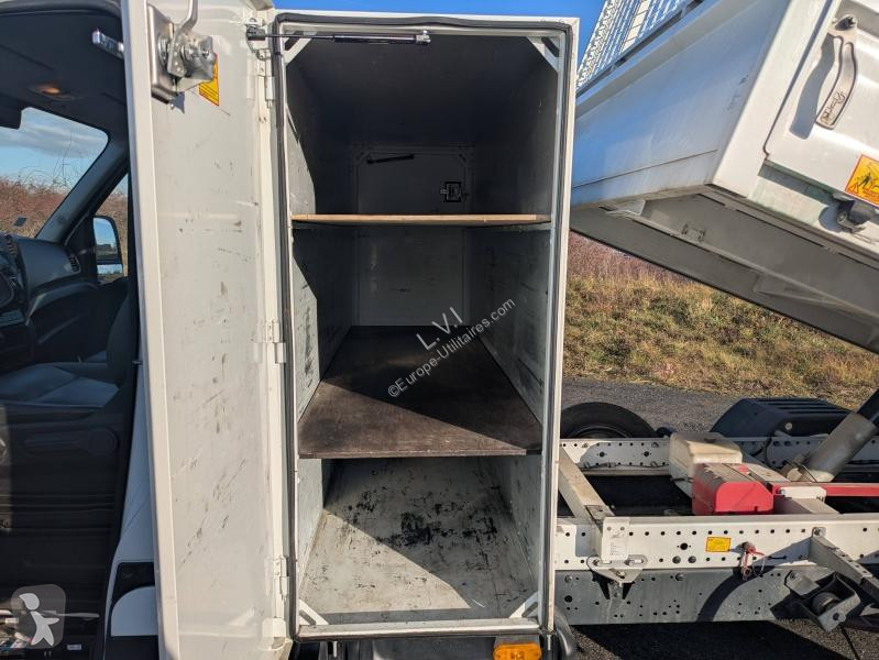 Véhicule utilitaire Iveco CCb 35C16H3.0...