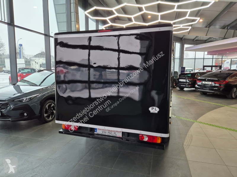 Лекотоварен автомобил Ford Transit 350 2.0 TDCi...