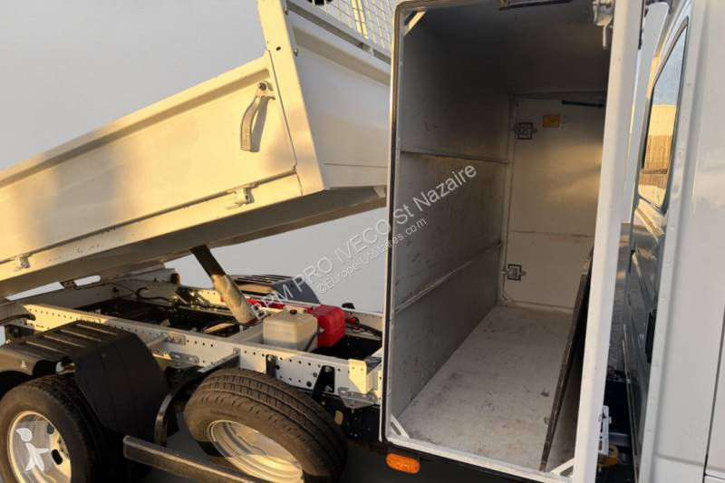 Furgoneta Iveco