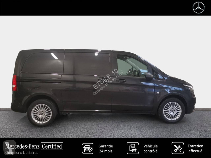 Комерційні автомобілі Mercedes VITO FOURGON 119...