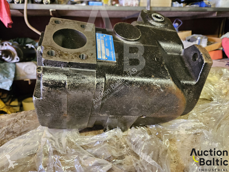 Furgoneta Volvo Hydraulic pumps for Volvo wheel...