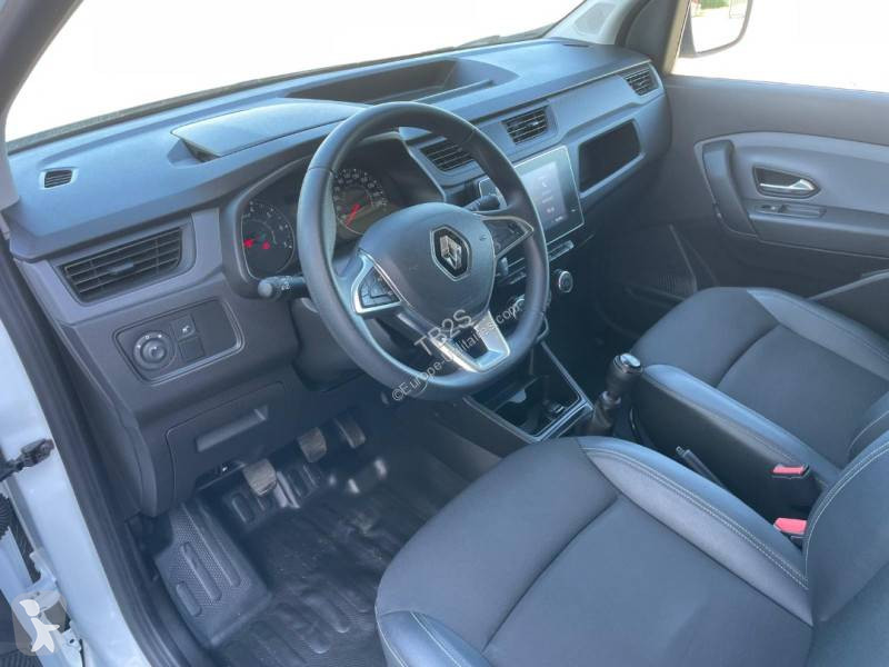 عربة نفعية Renault