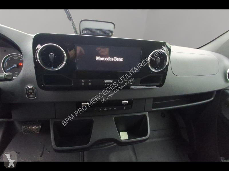 Véhicule utilitaire Mercedes Sprinter Fg 320 43...