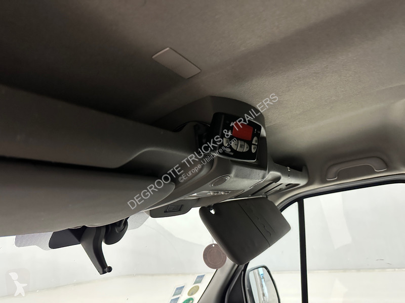 عربة نفعية Renault Frigo