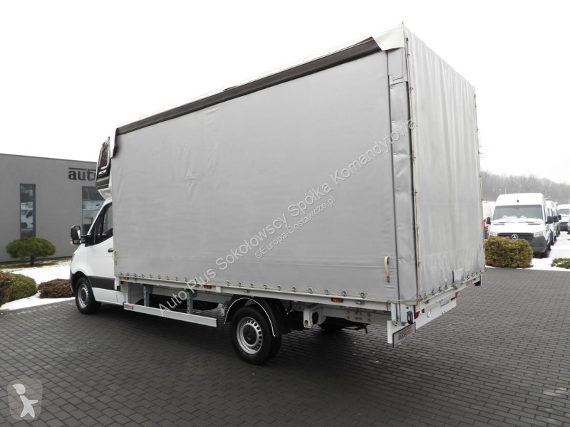عربة نفعية Mercedes 23RANSIT