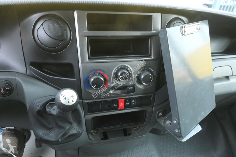 Bedrijfswagen Iveco Daily 35 S11 C30C AUTOMATIK...