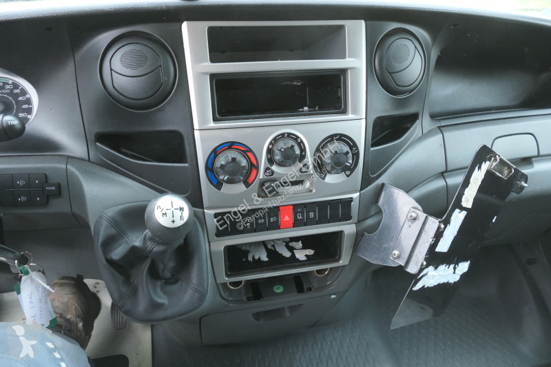 عربة نفعية Iveco Daily 35 S11 C30C AUTOMATIK...