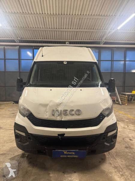 Furgoneta Iveco
