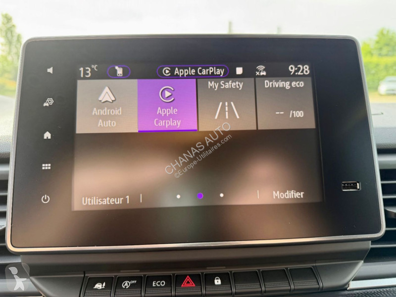 Véhicule utilitaire Renault BLUE DCI 170 BVA9...