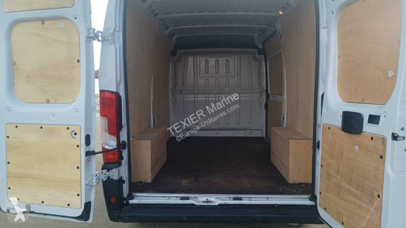 Véhicule utilitaire Fiat