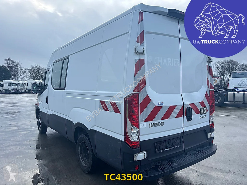 Iveco 35C15V12 Double cab 7 places Transporter