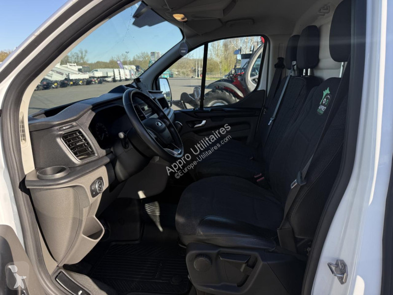 Véhicule utilitaire Ford TRANSIT CUSTOM 2.0...