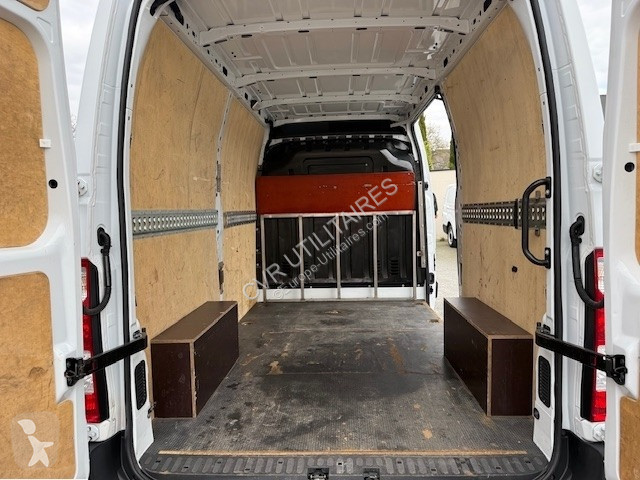 عربة نفعية Renault MASTER III FG F3500 L2H2 2.3...