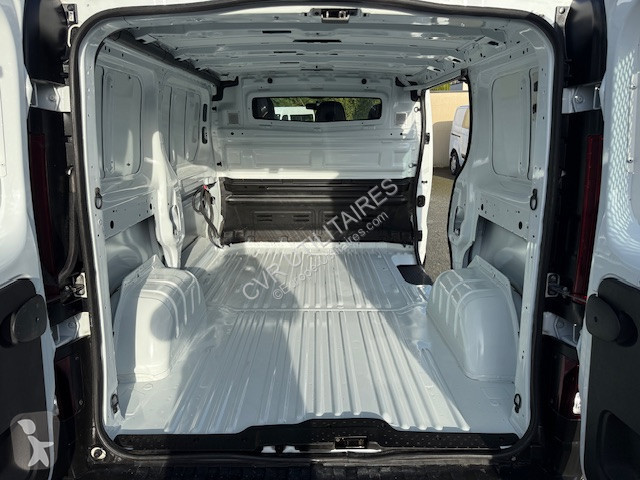 Furgoneta Renault TRAFIC III FG L1H1 1200 1.6...