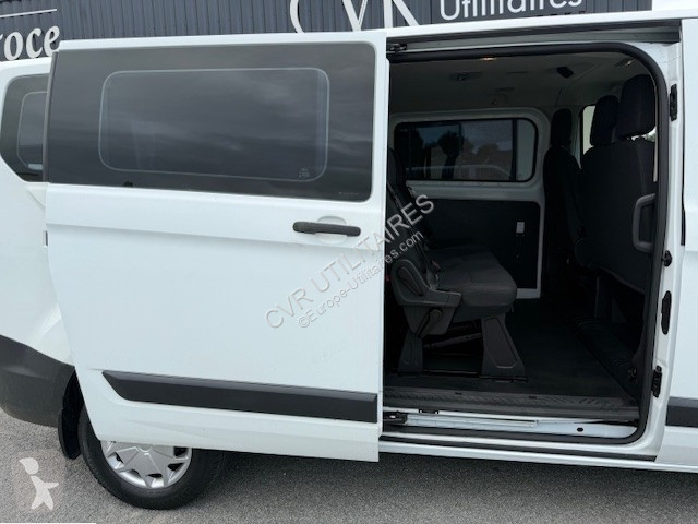 Véhicule utilitaire Ford TRANSIT CUSTOM KOMBI...