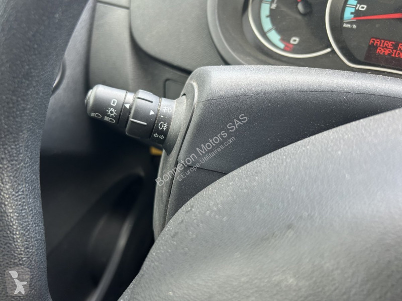 Véhicule utilitaire Renault Kangoo (2) Z.E. 33...