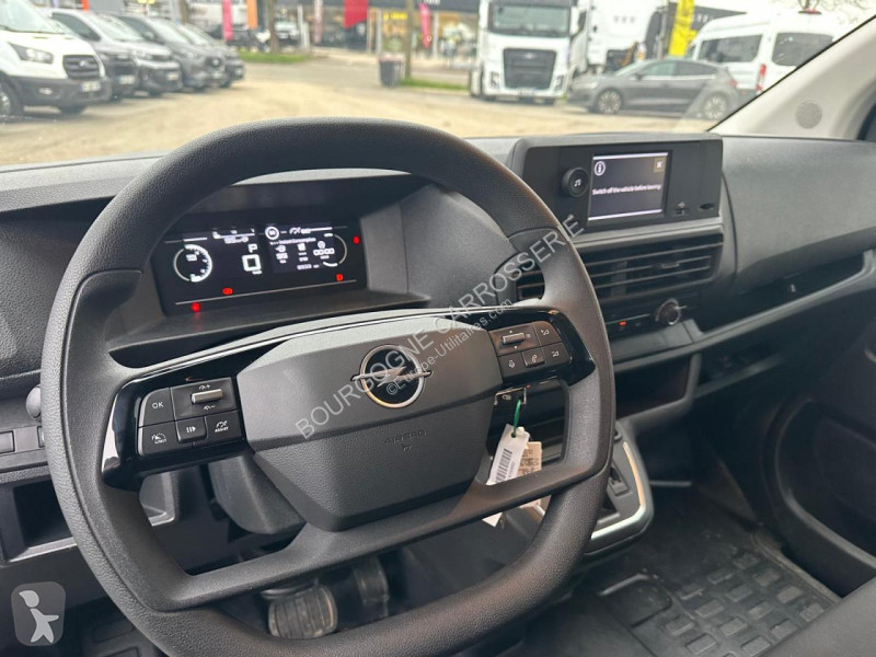 Véhicule utilitaire Opel VIVARO XL 2.0 BlueHDi...