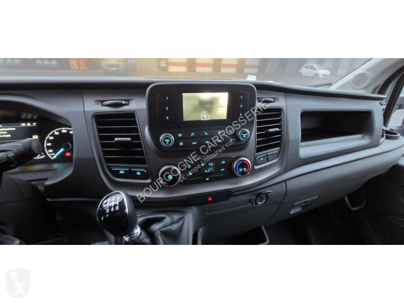 Véhicule utilitaire Ford TRANSIT 350 L4 2.0...