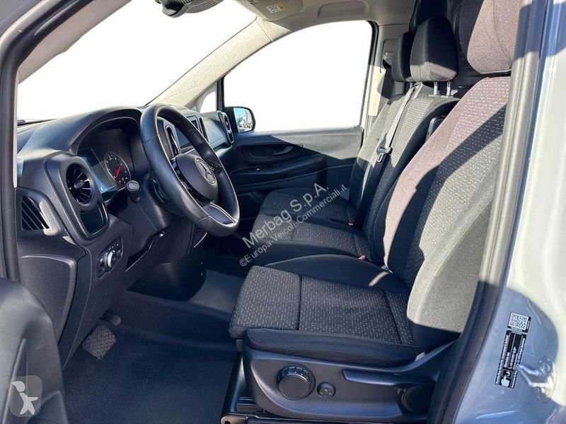 Furgoneta Mercedes 114 Furgone Compact