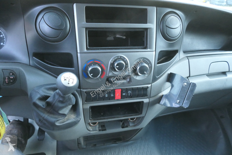 Furgoneta Iveco Daily 35 S11 C30C AUTOMATIK...