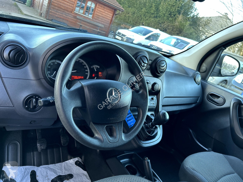 Véhicule utilitaire Mercedes Extra Long 109 1.5...