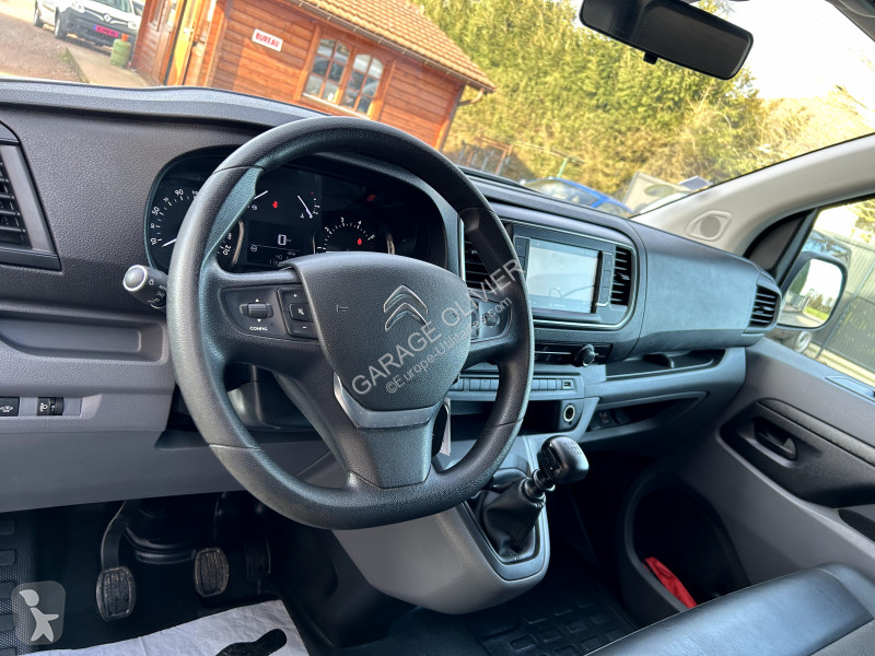 Véhicule utilitaire Citroën M Bluehdi 120...