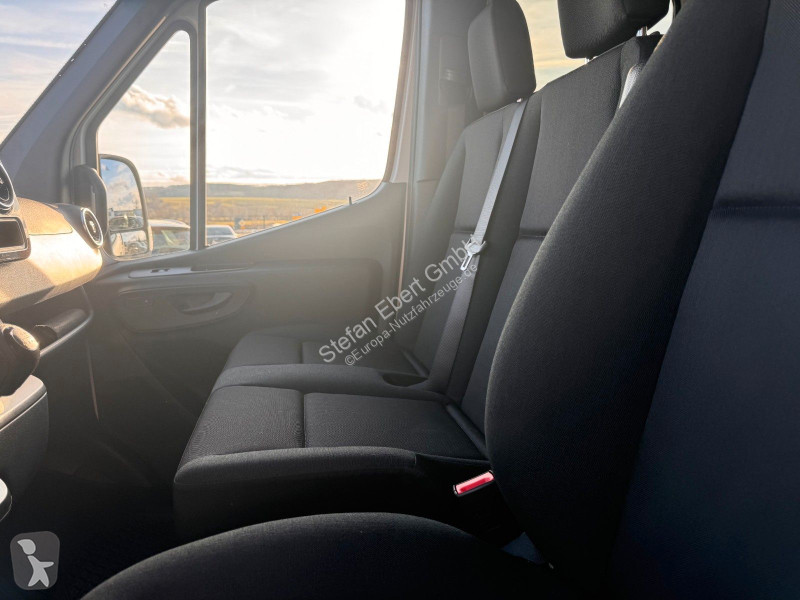 Nyttofordon Mercedes 317 CDI DoKa Klima Stdheiz...