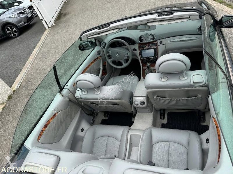 Véhicule utilitaire Mercedes CLK