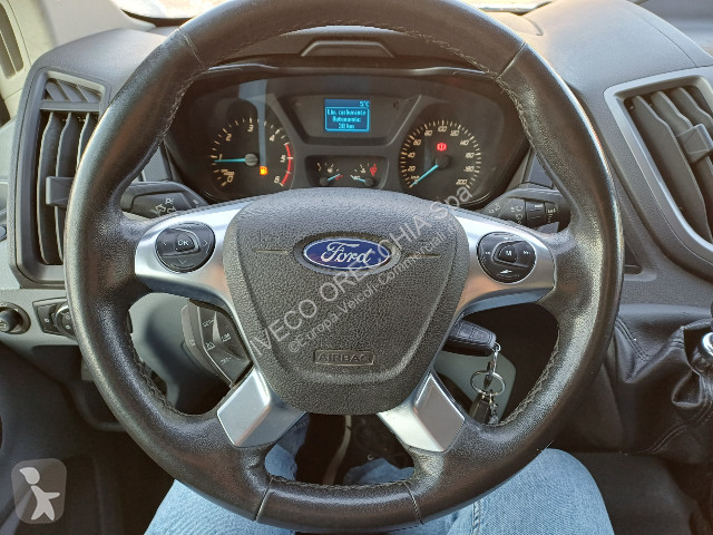 Samochód dostawczy Ford TRANSIT