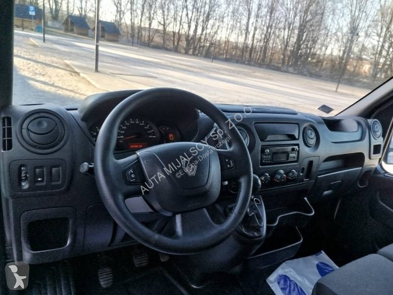 Samochód dostawczy Renault