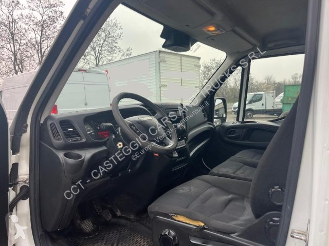 Veicolo commerciale Iveco DAILY