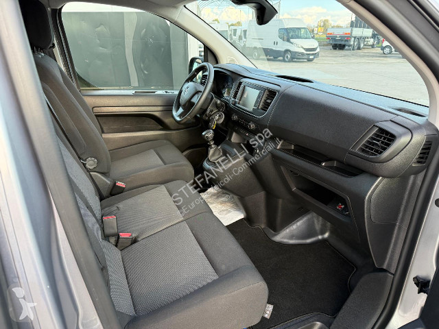 عربة نفعية Opel VIVARO ENJOY 2.0 145 L2H1