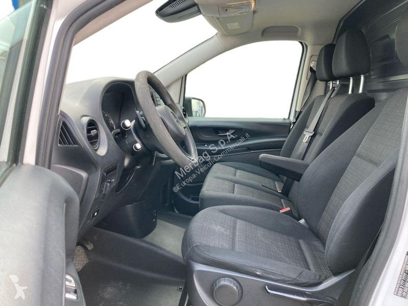عربة نفعية Mercedes 119 F Extralong