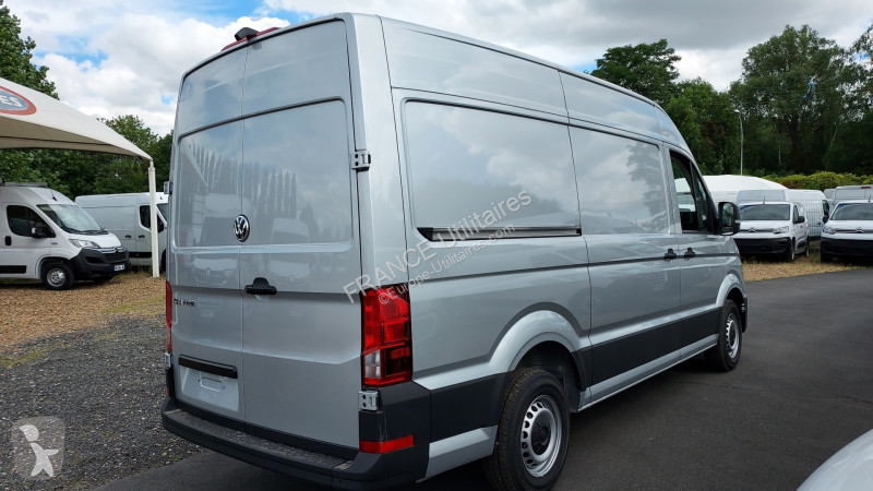 عربة نفعية Volkswagen CRAFTER FG BVA GRIS CLAIR...