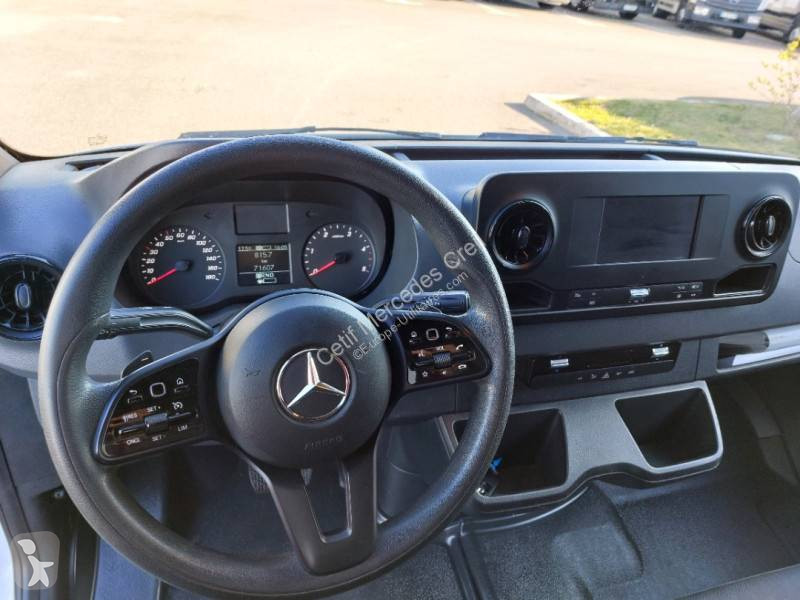 عربة نفعية Mercedes