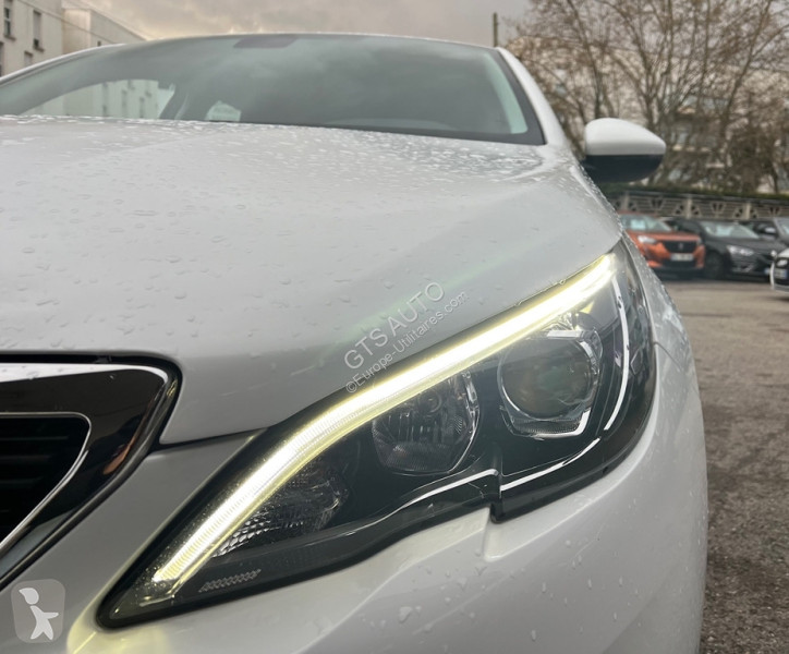 Peugeot 1.2 PURETECH 110CH S&S ACTIVE PACK...