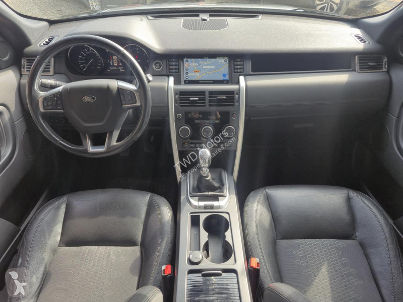 Véhicule utilitaire Land Rover DISCOVERY SPORT...