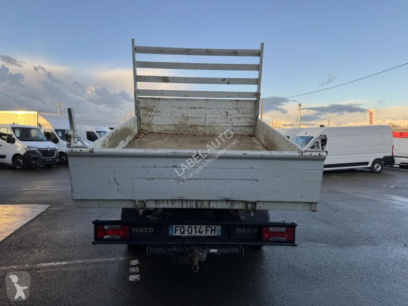 Véhicule utilitaire Iveco 35c14
