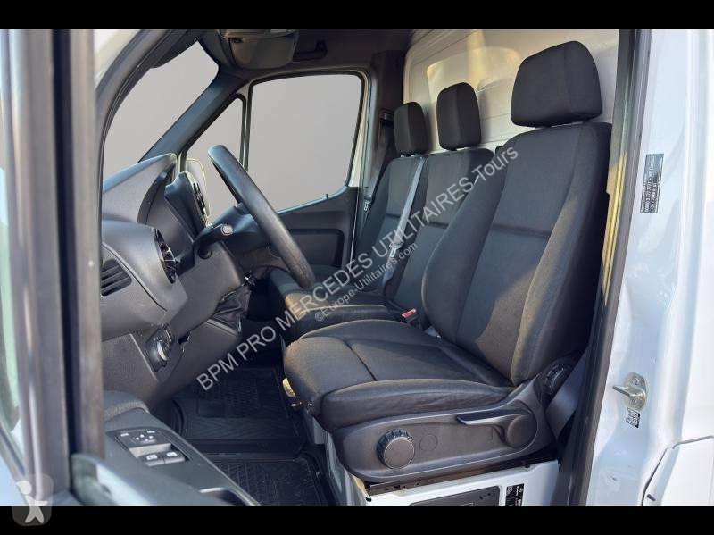 عربة نفعية Mercedes