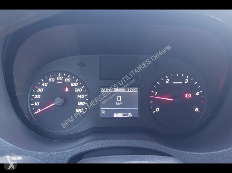 Véhicule utilitaire Mercedes Fg 317 CDI 37 3T5...