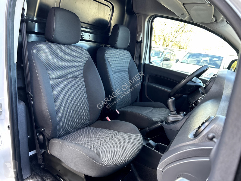 عربة نفعية Mercedes