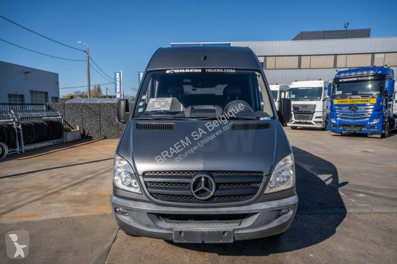 عربة نفعية Mercedes 519 CDI