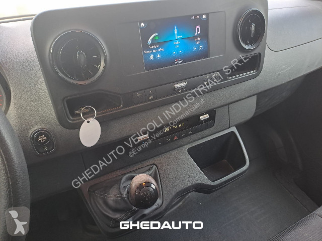 عربة نفعية Mercedes Sprinter I 413 CDI -...