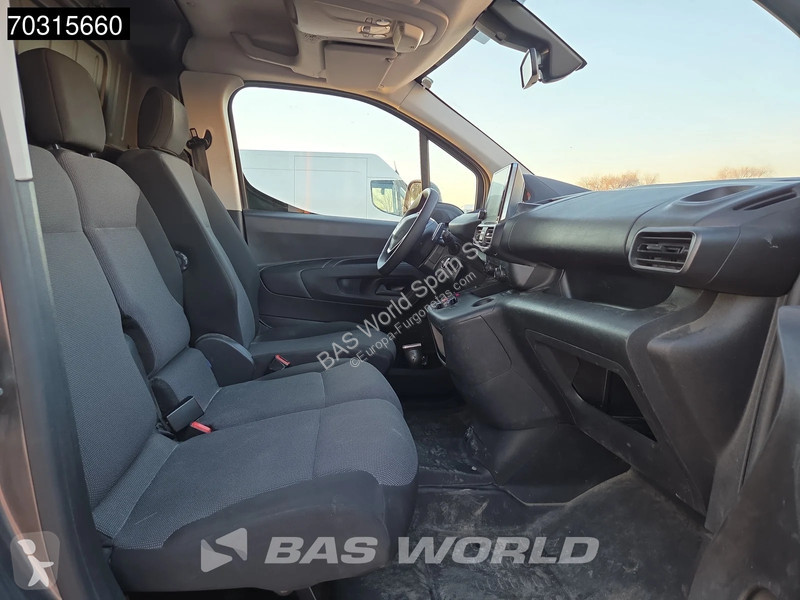 عربة نفعية Peugeot Automático L1H1 Navegación...