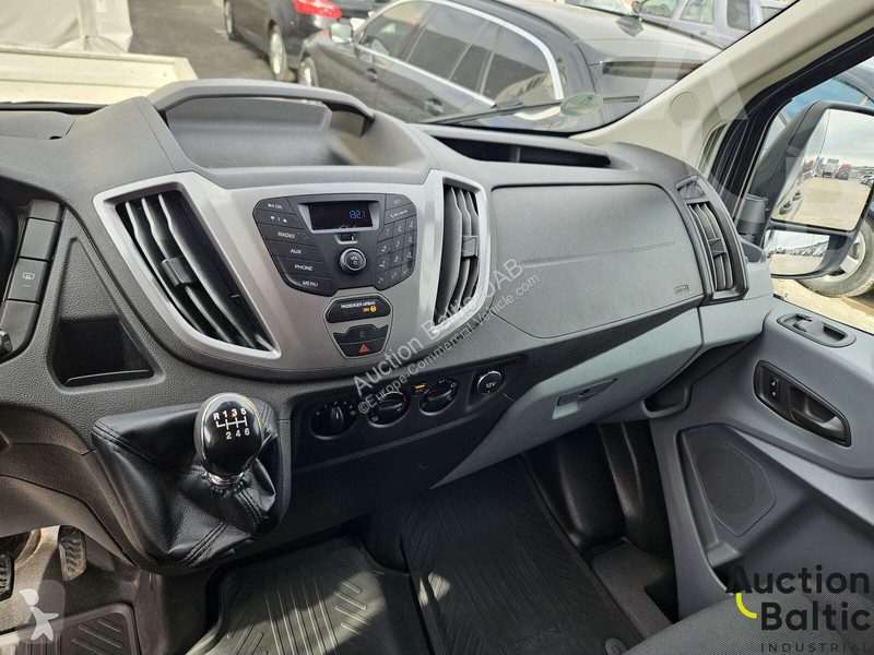 Коммерческий автомобиль Ford